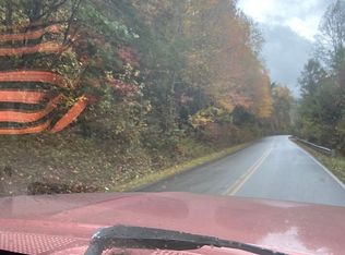 915 Four Wheel Dr, Jonesborough, TN 37659