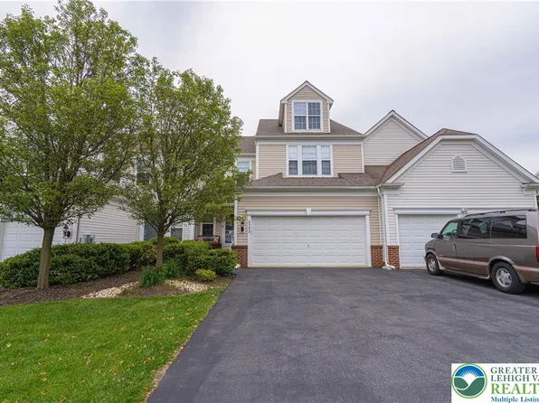 8592 Cascade Rd, Breinigsville, PA 18031