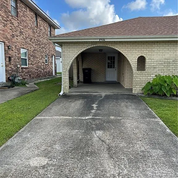 8506 Deerfield St — Photo 1