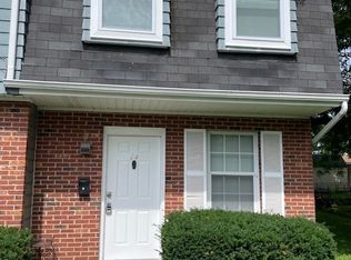 14 Creston Arms Ct #14, Belleville, IL