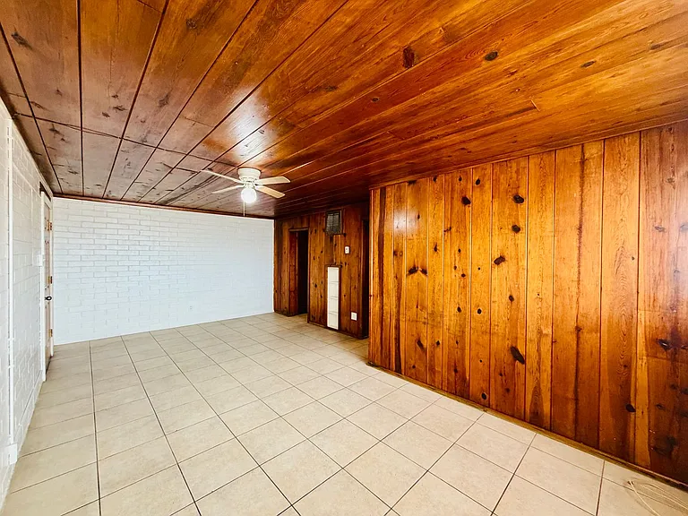 Studio and 1 Bedrooms in this Stunning Community! — Photo 27