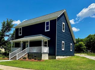 305 Maple St, Abbeville, SC 29620