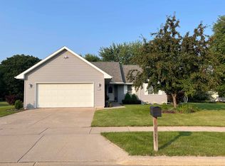 3140 Bailey Ct, Oshkosh, WI 54904