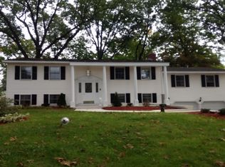 7 Old Mill Rd, Agawam, MA 01001