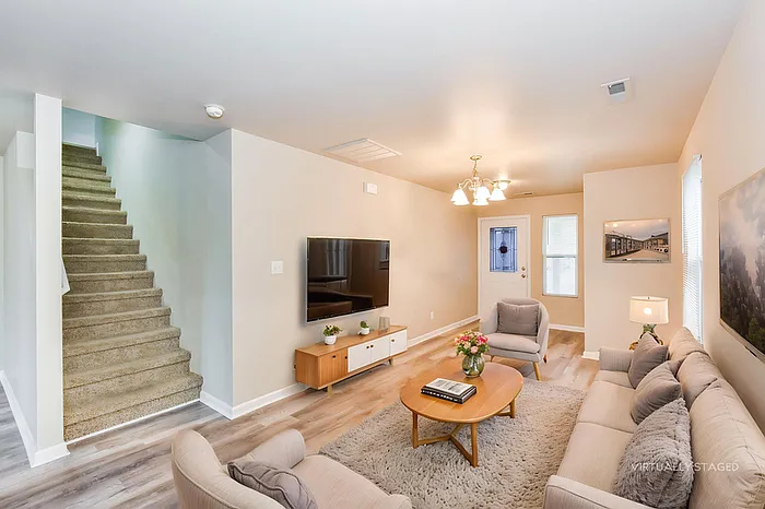 118 Wethersfield Dr — Photo 7