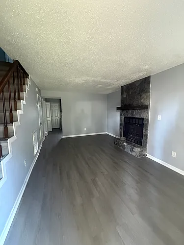 149 Angela Dr #3103-2 Photo 1 149 Angela Dr #3103-2 Photo 1