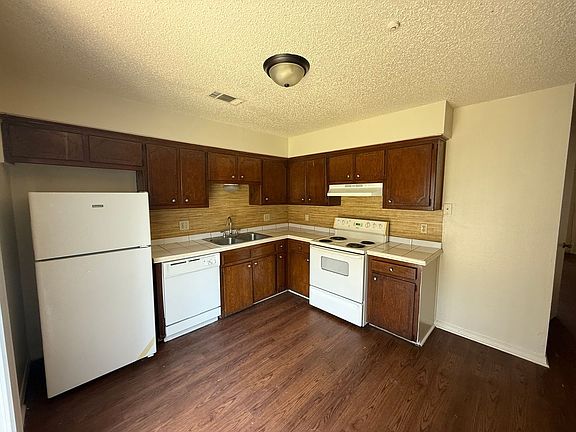 5th image of 8757-D Granite Dr #8757-D