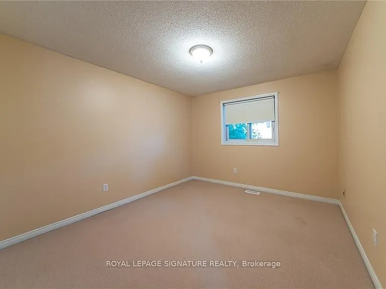426 Downsview Pl — Photo 7