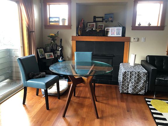 2nd floor - dining area