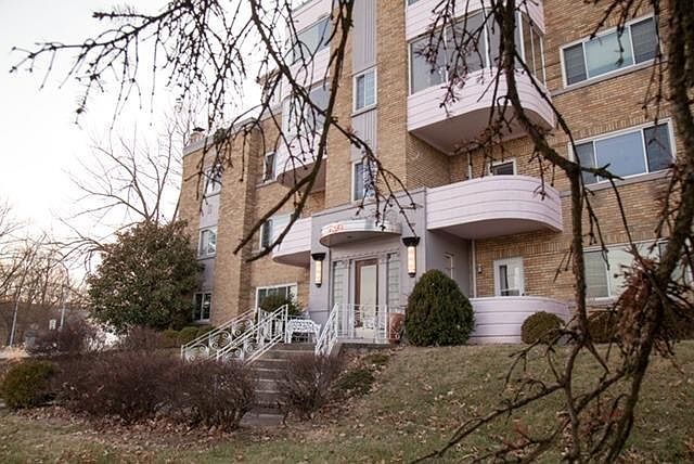 1st image of 2109 Luray Ave Unit 4-14