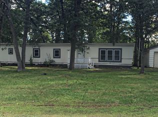 8120 Garbow Rd, Howard City, MI 49329