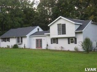 3039 Shady Nook Rd, Slatington, PA 18080