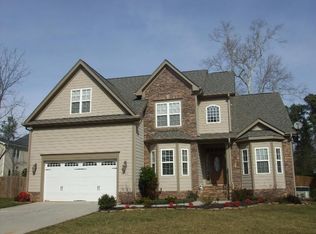 4204 Oakthorne Way, Raleigh, NC 27613