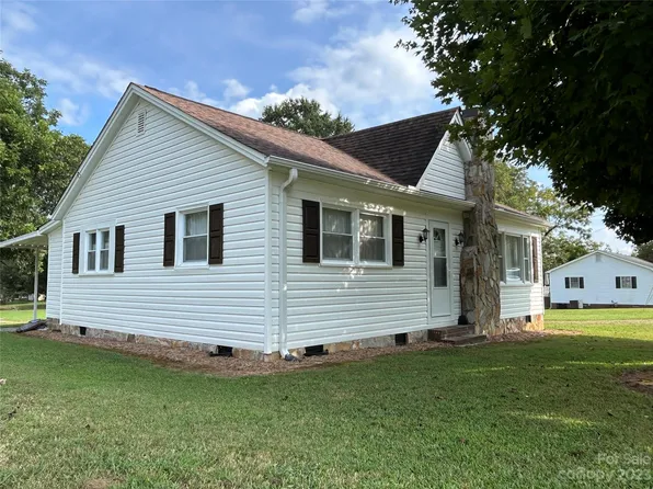 116 Blackhawk Dr, Shelby, NC 28150