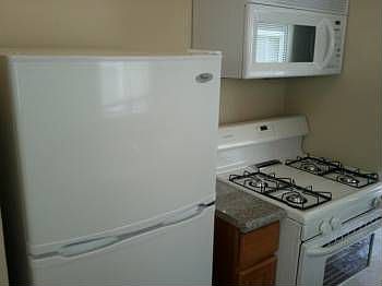 5th image of 3578 47th St