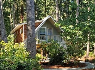 14713 Holiday Dr NW, Gig Harbor, WA 98329