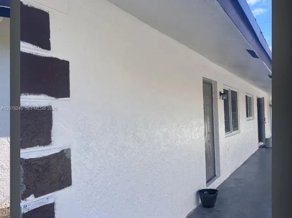 2500 Franklin Dr, Fort Lauderdale, FL 33311
