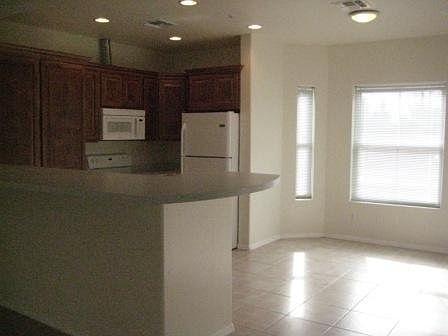 5th image of 323 S Roosevelt St Suite 1010