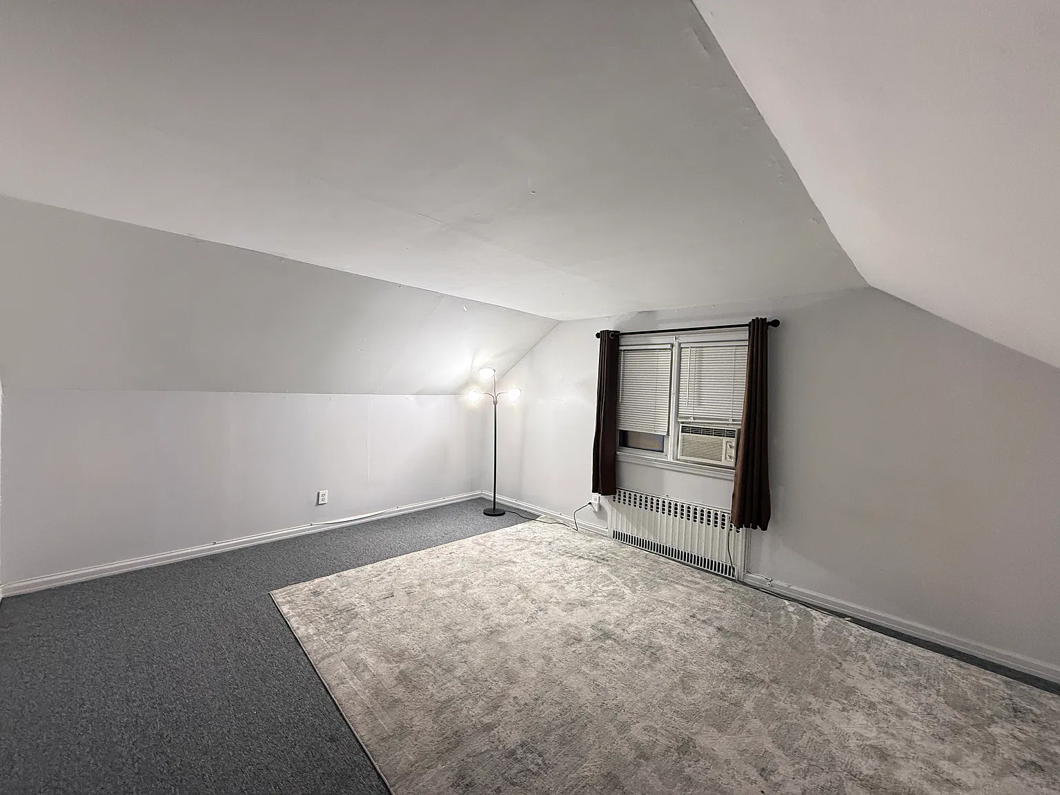 1 bed, 800 sqft, $1,600 — Photo 3