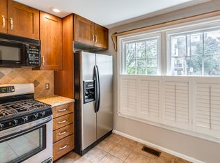 855 N 4th St, Philadelphia, PA 19123