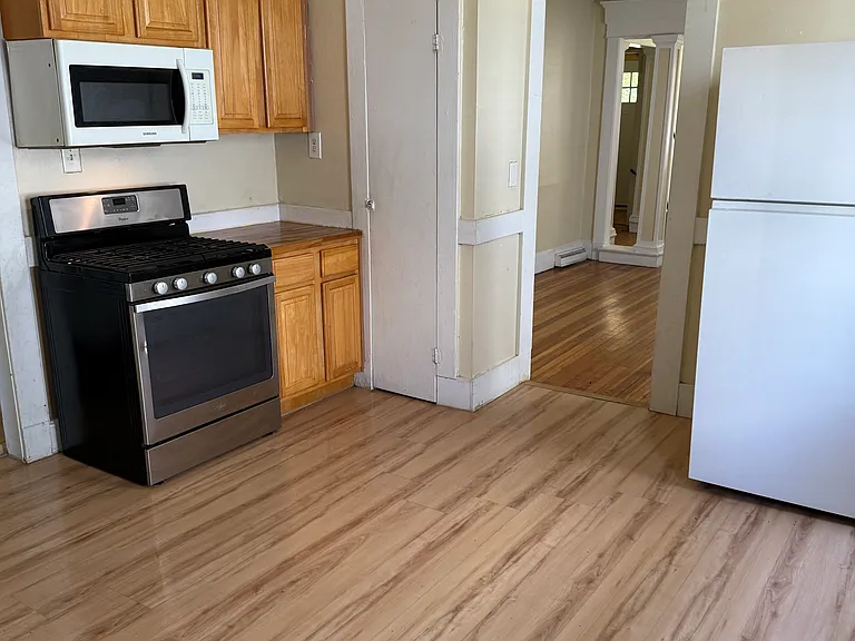 815 Campbell Ave #1 — Photo 9