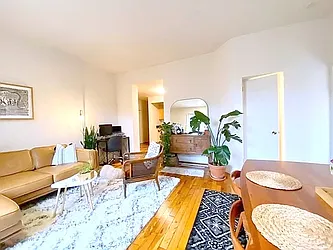Rented by Manhattan Spaces