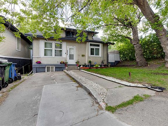2nd image of 2906 W 17th St SW