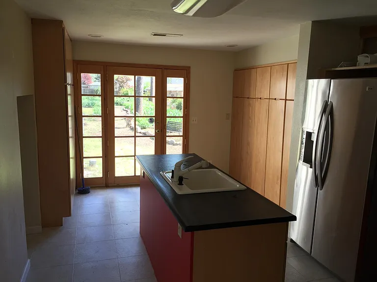 971 Palmetto Ave — Photo 7