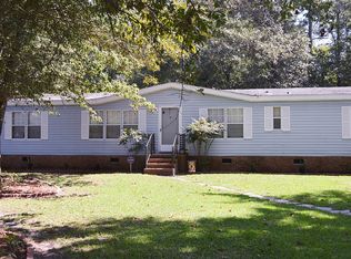 104 Decoy Dr, Pikeville, NC 27863