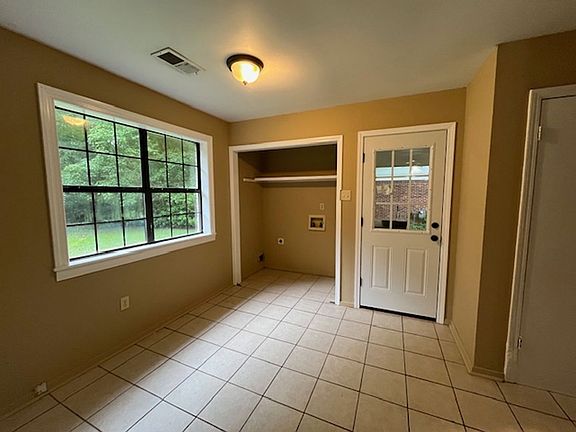 3rd image of 5177 Haynes Dr