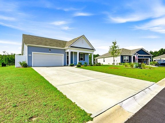 2nd image of 210 Carver Willow Dr.