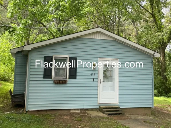 618 Canton Rd, Cumming, GA 30040