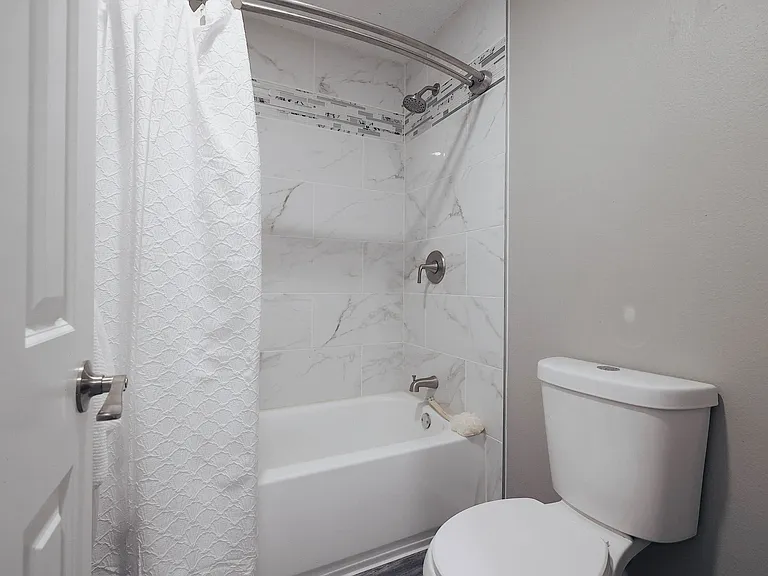 Chestnut Heights Townhomes — Photo 33