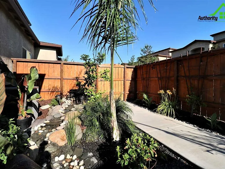 671 Mission De Oro Dr — Photo 7