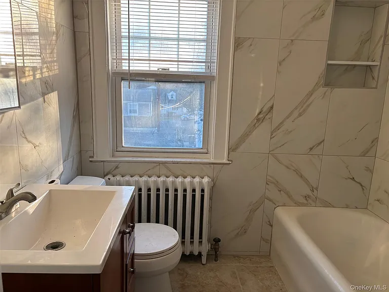 82 Putnam Ave — Photo 9