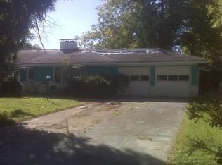 2314 E Washita St, Springfield, MO 65804