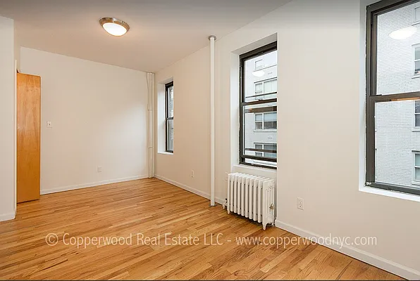 Rented by Copperwood Real Estate | media 12