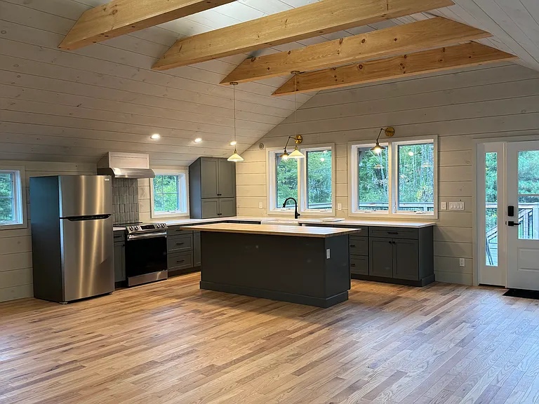 131 Portuese Ln #A — Photo 8