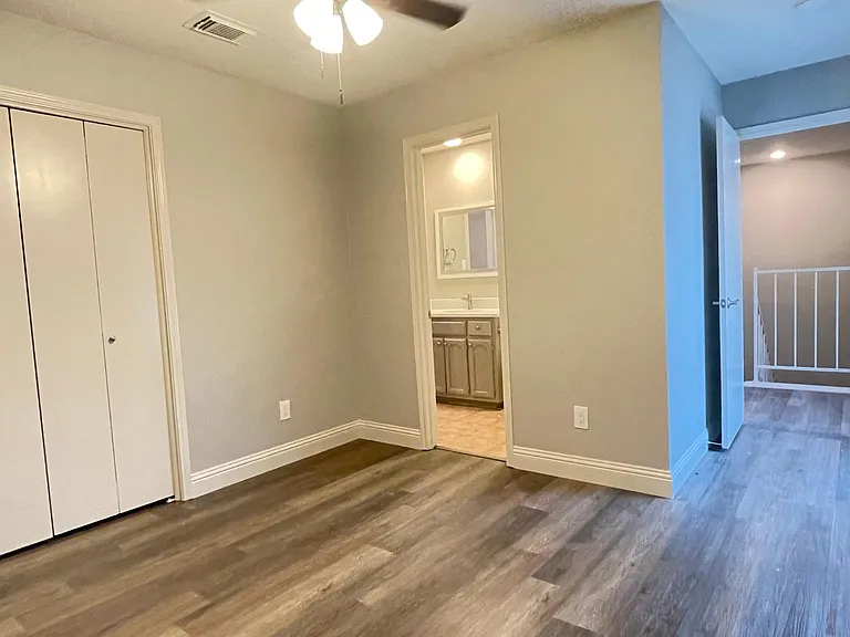 2217 Roman Ct — Photo 15