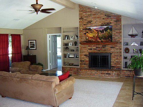 4th image of 1024 Valle Vista Ln