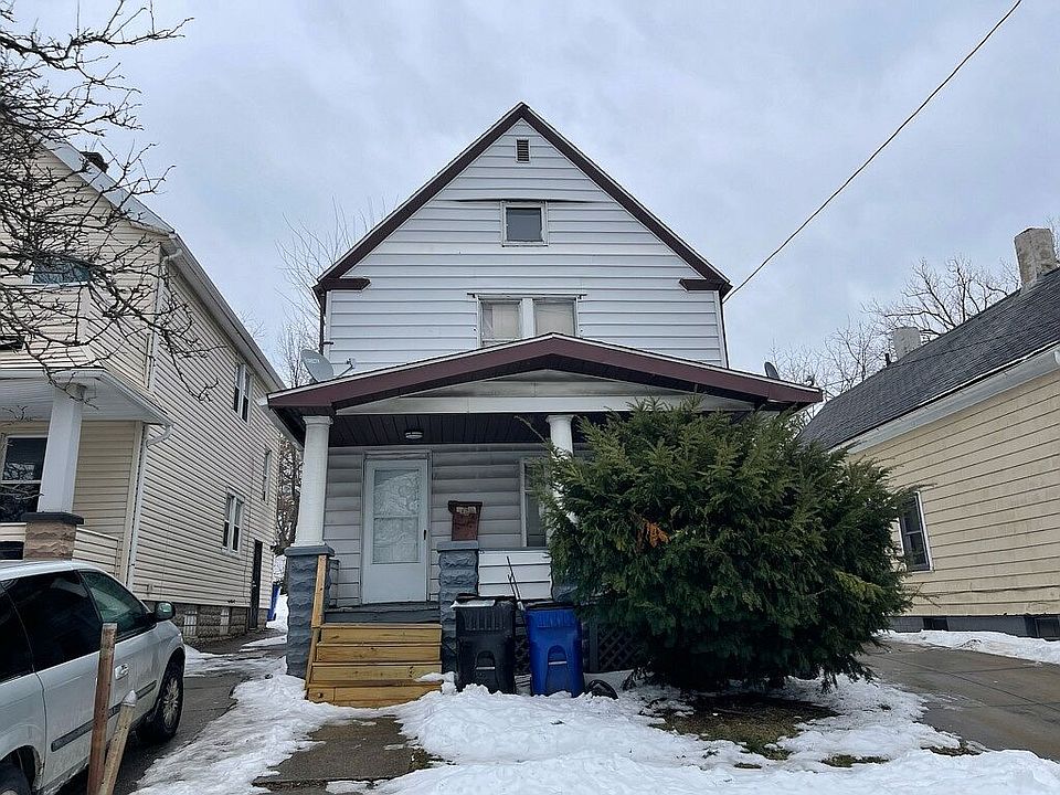 1st image of 2901 E 104th St