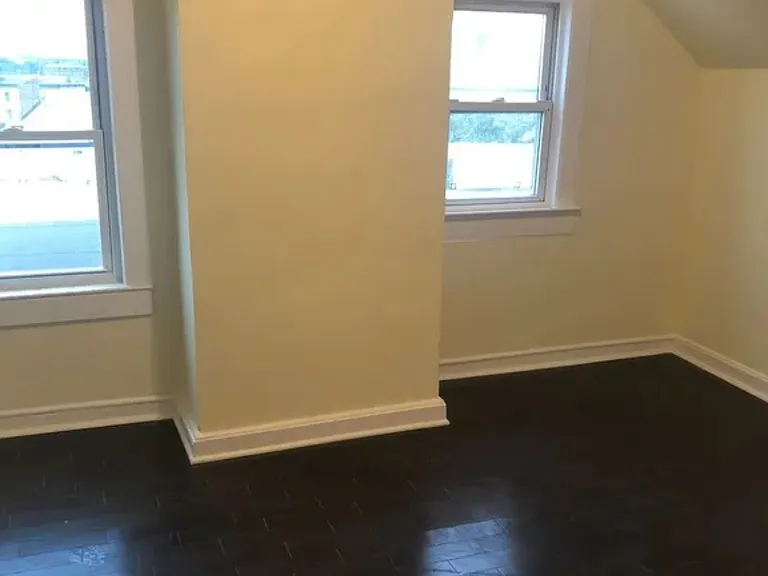 157 Garside St #2 — Photo 10