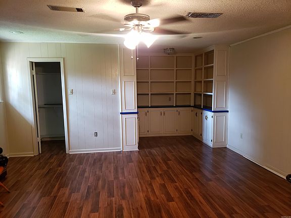 4th image of 3500 S Missouri St
