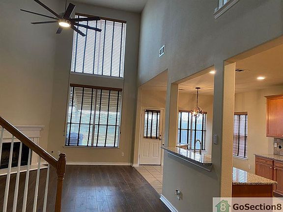 3rd image of 3716 Monica Ln
