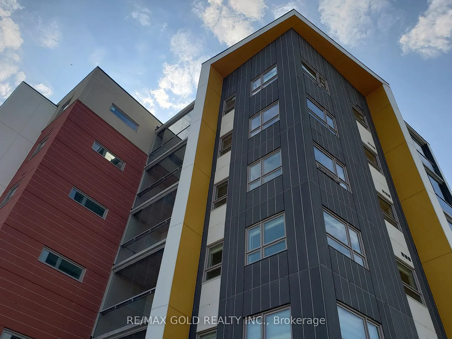 2 bed, $2,550 — Photo 2