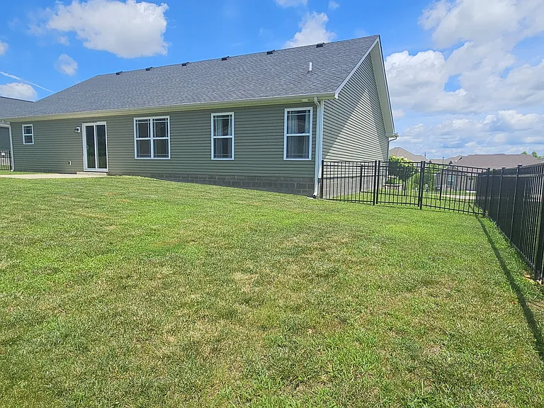 631 Tristan Ln — Photo 15