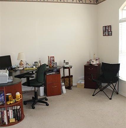 4th image of 23365 Olde Meadowbrook Cir