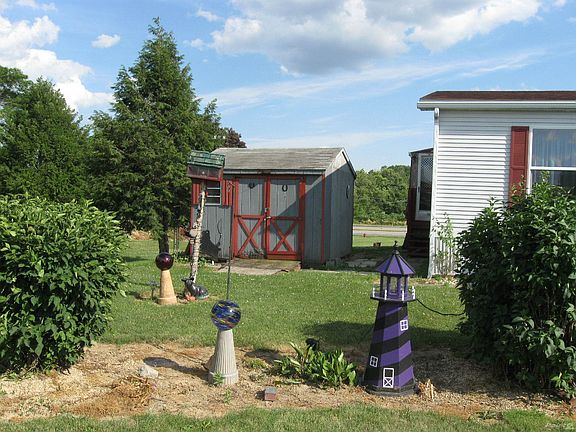 1300 E Kercher Ave Lot 71 yard2