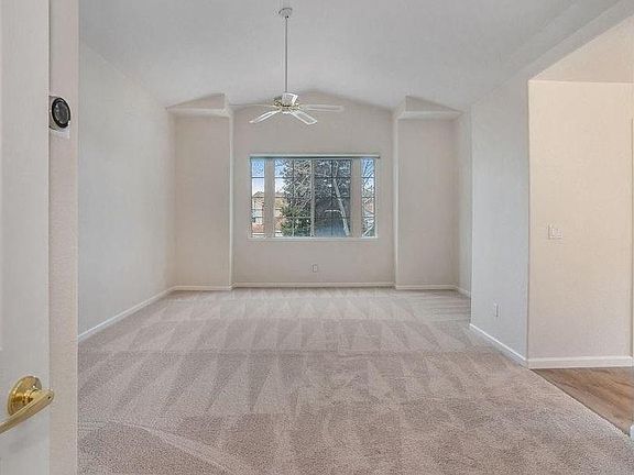 5th image of 718 Brookside Dr