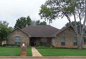 1st image of 1209 Harvard Dr
